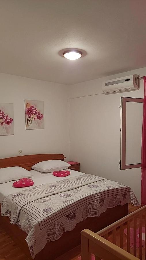 Apartmani Katarina Mundanije المظهر الخارجي الصورة